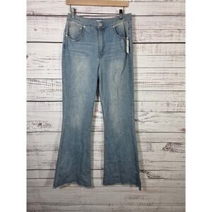 Forever 21 Flare Light denim jeans womens size 30